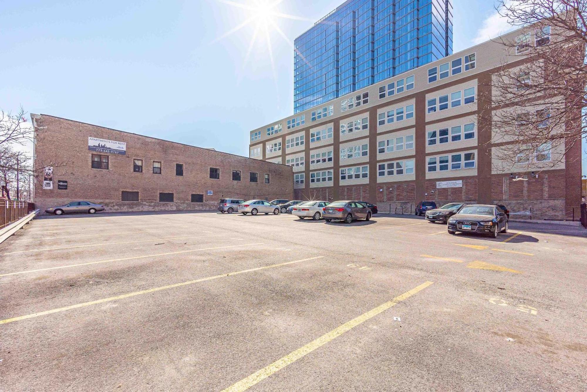 Modern 2Br Loft With Amazing City Skyline View And Optional Parking For 8 Guests Near Mccormick Place And Soldier Field Chicago Esterno foto